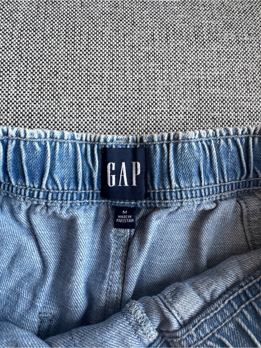 GAP denim drawstring shorts - Picture 2 of 3